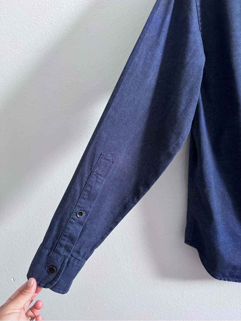 Taylor Stitch Indigo Button Down Shirt Size 40 - Picture 8 of 14